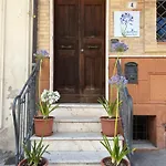 Agapanthus Guest house 3*