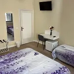 Agapanthus Guest house Offida